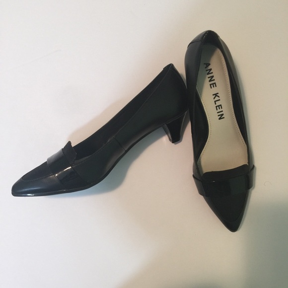 SOLD****Anne Klein Black Pump Shoes Size 10 - Picture 2 of 5